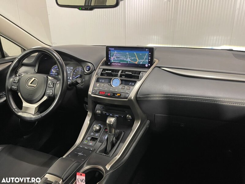 Lexus Seria NX